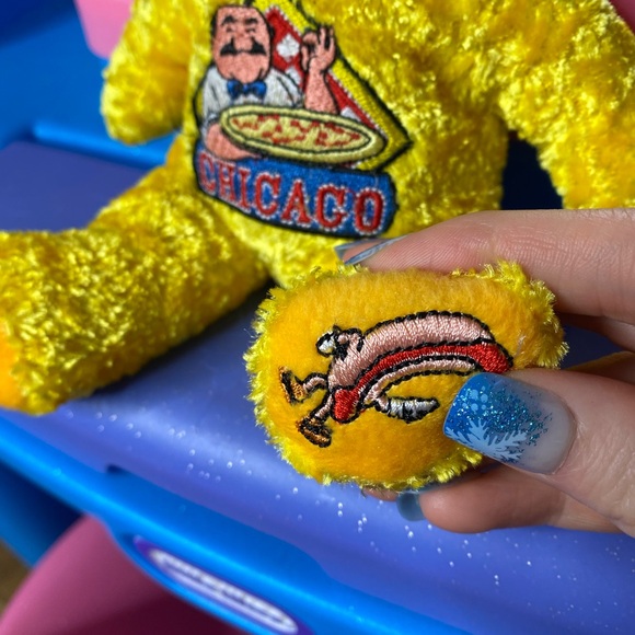 Rare gifted bears yellow Chicago bear plush - Picture 2 of 6